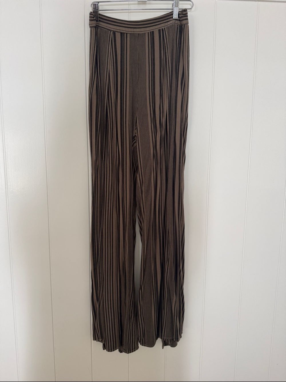 Michael Stars olive green and Black Striped woven  Pants